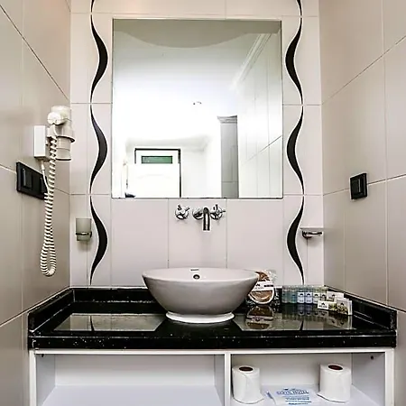 Sertil Deluxe Tropical 4* أولدينيس