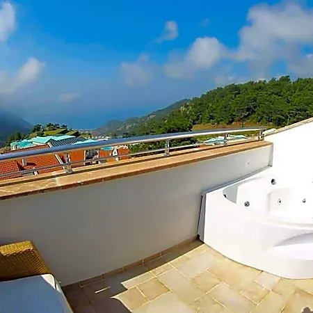 Sertil Deluxe Tropical فندق